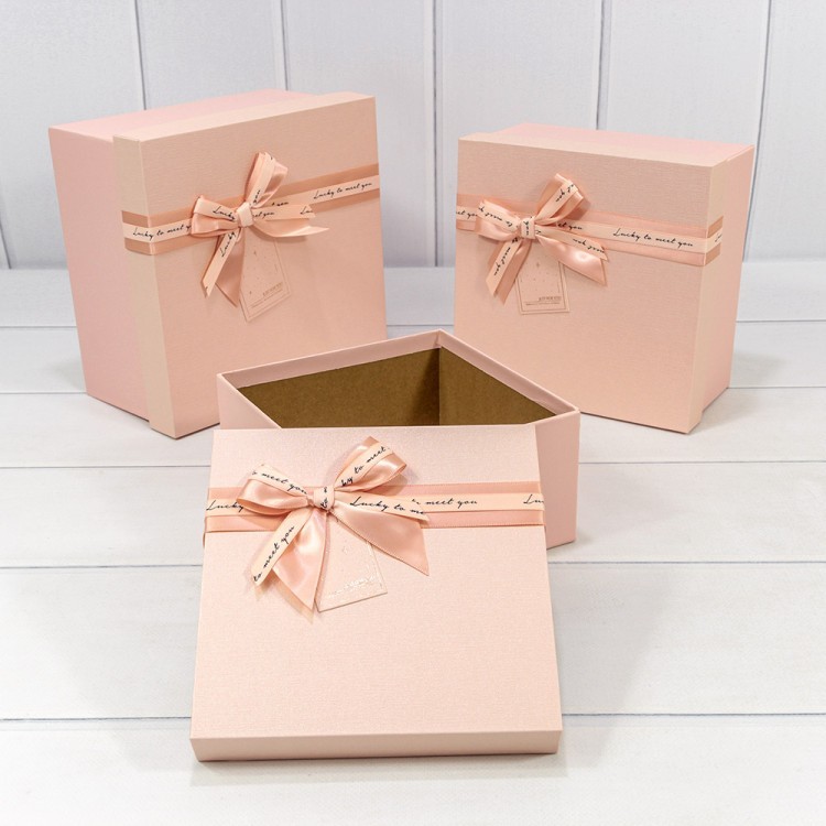 Коробки Квадратные Набор 1/3 21*21*12,3 с бантом Розовый 1/24 Арт: 720633/2-1