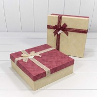 Коробки Квадратные Набор 1/3 28*28*9,5 бантом Лиловый (ассортимент) 1/24 Арт: 720980/9