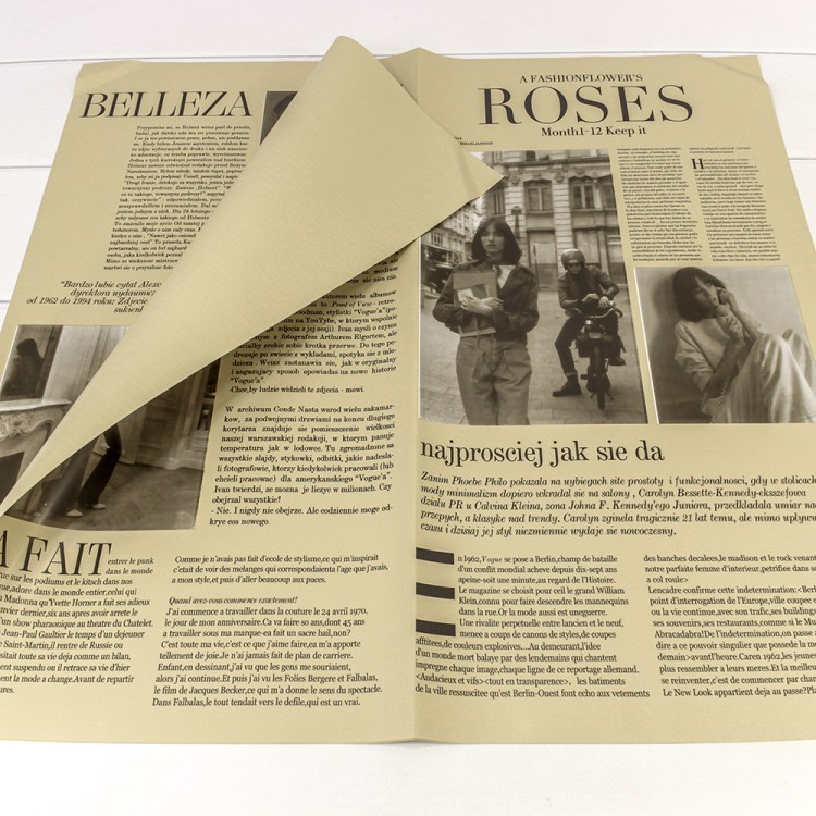  Плёнка в листах 56,5*56,5 (20 шт.) матовая "Газета ROSES" 65мкм Бежевый 1/60 Арт: 1614/4248