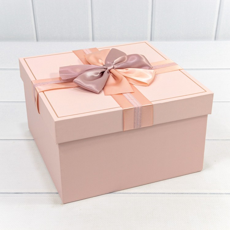 Коробки Квадратные Набор 1/3 21*21*12,3 с бантом Персиковый 1/18 Арт: 721628/2