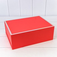 Коробка Прямоугольная 30,6*23*11 складная на магнитах Красный 1/40 Арт: 720116/3