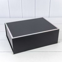 Коробка Прямоугольная 30,6*23*11 складная на магнитах Чёрный 1/40 Арт: 720116/4